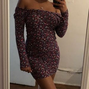 FLORAL LONGSLEEVE MINI DRESS